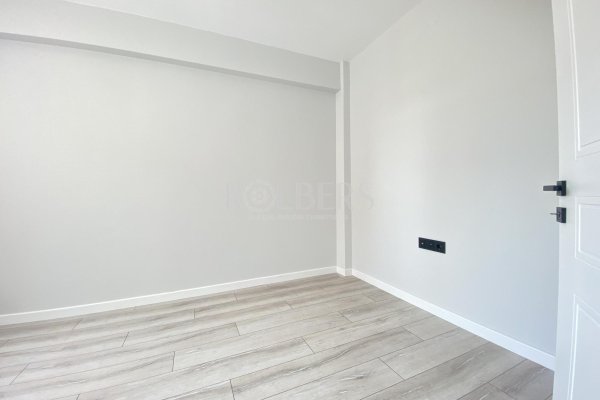 Eskişehir Çamlıca Mahallesi Lüks Özel Garajlı Satılık 3+1 Daire ( RS - 10200 )