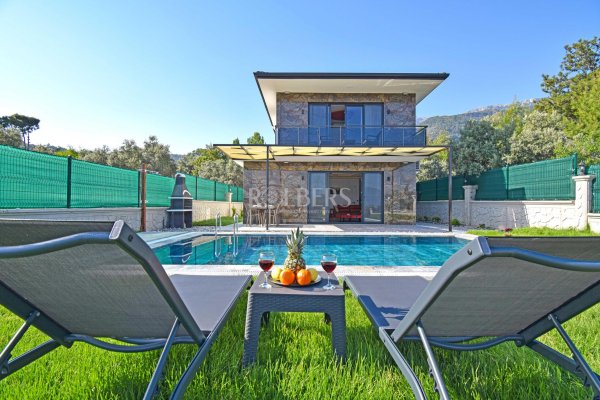 Luxury Villa with 2+1 Pool for Rent in Fethiye Esenkoy