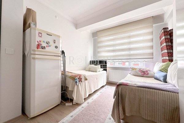 Eskişehir Çamlıca Mahallesi Behçet Necatigil Caddesi'nde Satılık 2+0 Daire ( RS - 10264 )