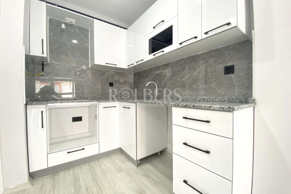 Eskişehir Çamlıca Mahallesi Fırsat 1+1 Geniş Daire ( RS - 10246 )