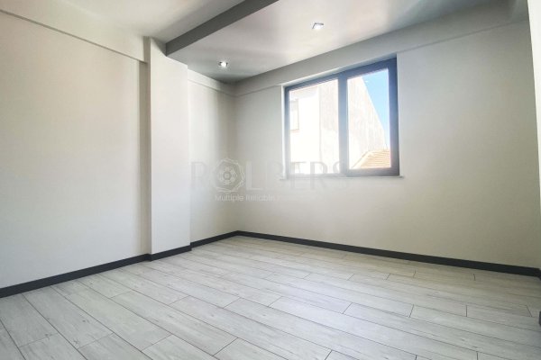 Eskişehir Çamlıca Tombakzade Caddesi'nde 3+1 Satılık Daire ( RS - 10220 )