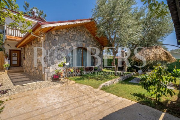 Fethiye Çiftlik Muhafazakar Kiralık 3+1 Lüks Villa ( RK-10134 )