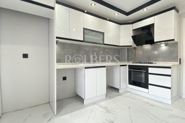 Eskişehir Çamlıca Mahallesi Lüks Özel Garajlı Satılık 3+1 Daire ( RS - 10200 )