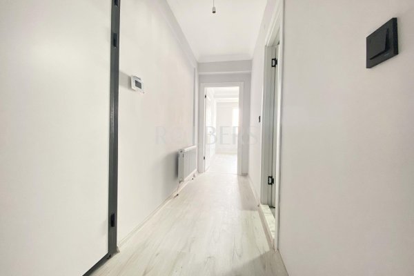 Eskişehir Çamlıca Mahallesi Fırsat 1+1 Geniş Daire ( RS - 10246 )