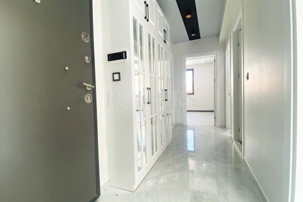 Eskişehir Çamlıca Tombakzade Caddesi'nde 3+1 Satılık Daire ( RS - 10220 )