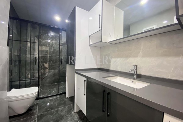 Eskişehir Çamlıca Behçet Necatigil Caddesi'nde 3+1 Satılık Daire ( RS - 10214 )