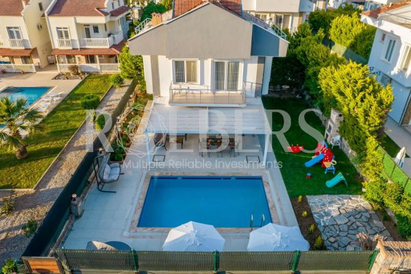 Fethiye Ölüdeniz Kiralık 2+1 Havuzlu Lüks Villa ( RK-10116 )