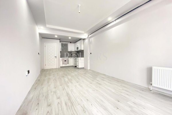 Eskişehir Çamlıca Mahallesi Fırsat 1+1 Geniş Daire ( RS - 10246 )