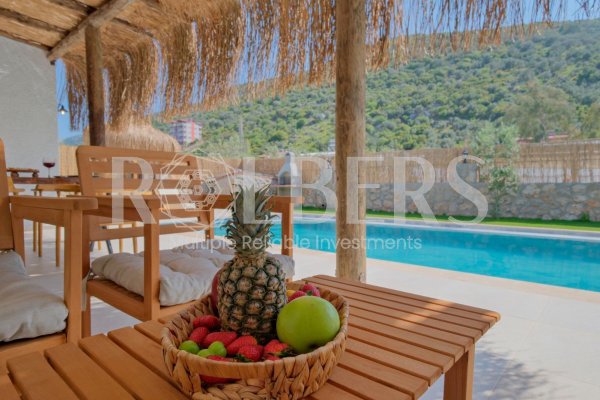 Fethiye Esenköy'de Kiralık Muhafazakar Lüx 2+1 Villa ( RK - 10210 )