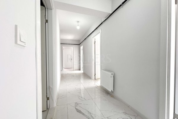 Eskişehir Batıkent Mahallesi'nde Site İçi  Satılık 3+1 Daire ( RS - 10268 )