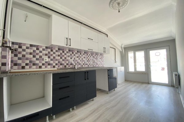 Eskişehir Çamlıca Mahallesi Satılık 4+1 Dublex Daire ( RS - 10206 )