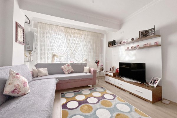 Eskişehir Çamlıca Mahallesi Behçet Necatigil Caddesi'nde Satılık 2+0 Daire ( RS - 10264 )
