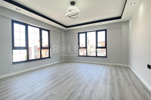 Eskişehir Çamlıca Mahallesi Lüks Özel Garajlı Satılık 3+1 Daire ( RS - 10200 )