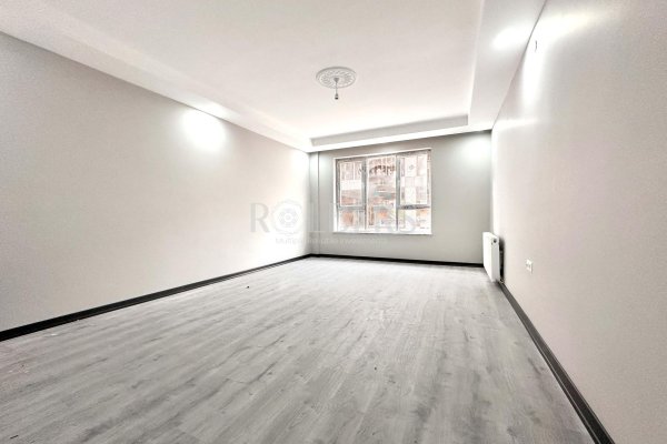 Eskişehir Çamlıca Mahallesi Geniş Kullanışlı Satılık 3+1 Daire ( RS - 10270 )