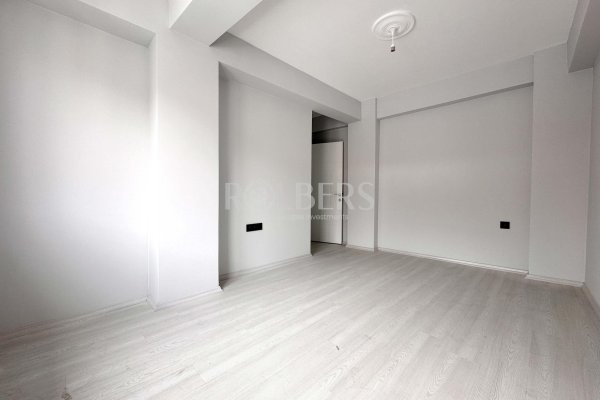 Eskişehir Çamlıca Mahallesi Ptt Yakını Satılık 3+1 Daire ( RS - 10262 )