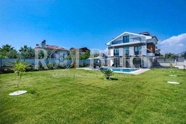 Fethiye Hisarönü Kiralık 3+1 Lüks Villa ( RK-10120 )