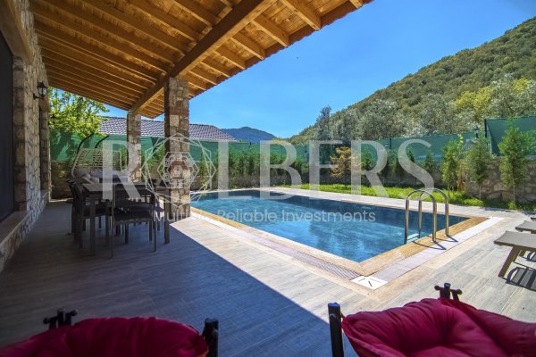 Fethiye Kayaköy'de Kiralık Muhafazakar Jakuzili 2+1 Villa ( RK - 10178 )