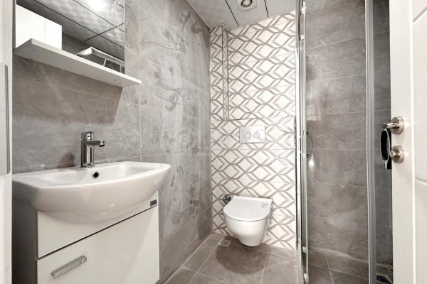 Eskişehir Sütlüce Mahallesi Geniş Lüx Satılık 3+1 Daire ( RS - 10266 )