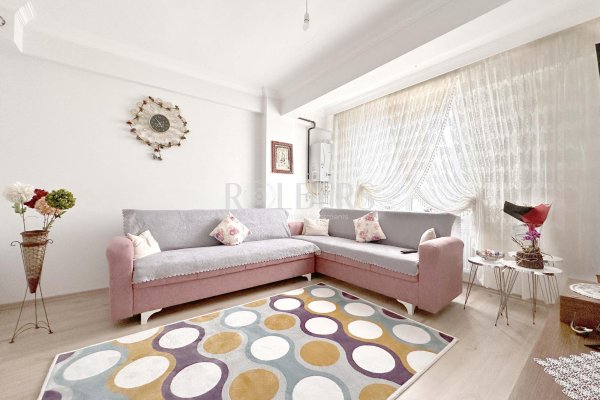 Eskişehir Çamlıca Mahallesi Behçet Necatigil Caddesi'nde Satılık 2+0 Daire ( RS - 10264 )