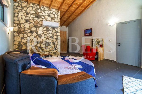 Fethiye Kayaköy'de Kiralık Muhafazakar Jakuzili 2+1 Villa ( RK - 10178 )