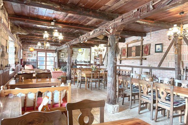 Eskişehir Seyitgazi'de Satılık 10 Odalı Butik Otel   ( RS - 10260 )