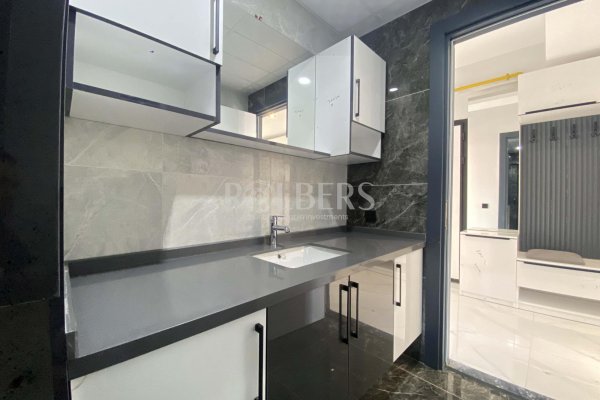 Eskişehir Çamlıca Behçet Necatigil Caddesi'nde 3+1 Satılık Daire ( RS - 10214 )