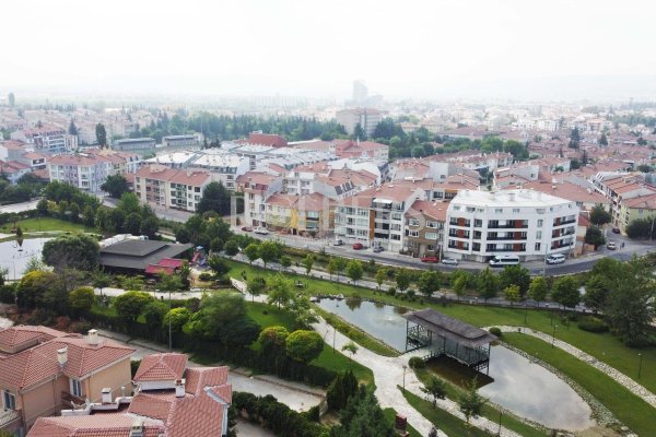 Eskişehir Çamlıca Mahallesi Vega Avm Yakını Satılık 2+1  Daire ( RS - 10230 )