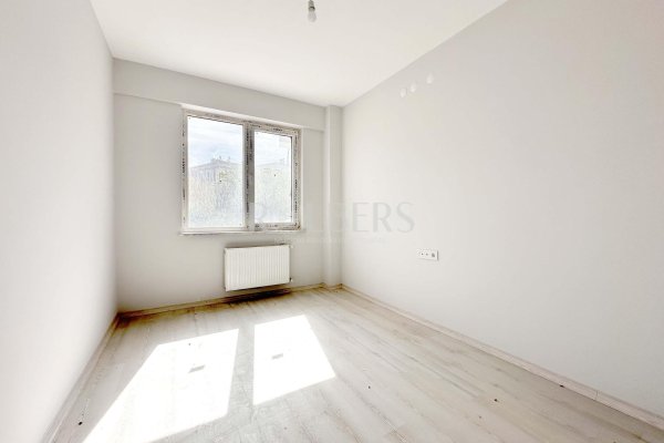 Eskişehir Batıkent Mahallesi'nde Site İçi  Satılık 3+1 Daire ( RS - 10268 )
