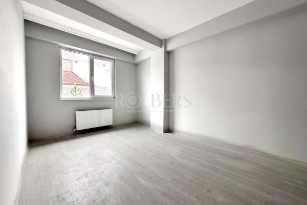 Eskişehir Çamlıca Mahallesi Ptt Yakını Satılık 3+1 Daire ( RS - 10262 )