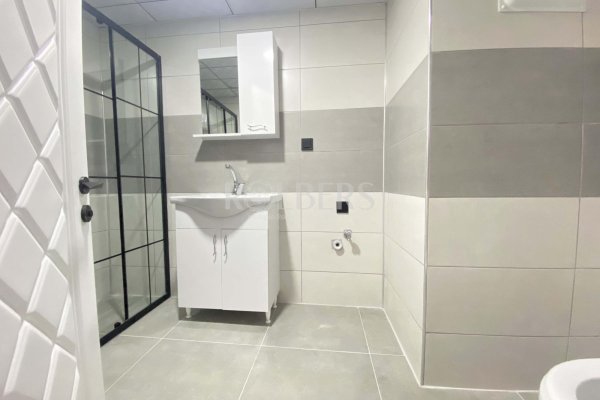 Eskişehir Çamlıca Mahallesi Fırsat 1+1 Geniş Daire ( RS - 10246 )