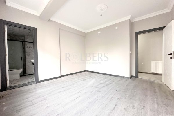 Eskişehir Çamlıca Mahallesi Geniş Kullanışlı Satılık 3+1 Daire ( RS - 10270 )