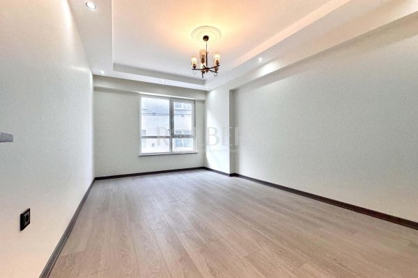 Eskişehir Çamlıca Mahallesi Batıkent Sınırı Satılık 3+1 Daire ( RS - 10272 )