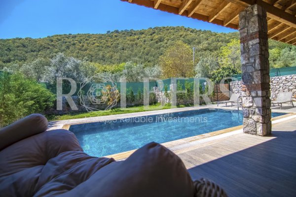 Fethiye Kayaköy'de Kiralık Muhafazakar Jakuzili 2+1 Villa ( RK - 10198 )